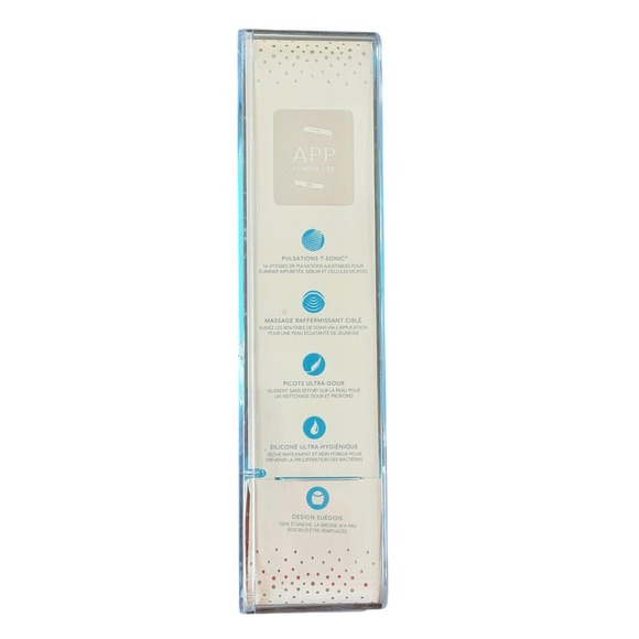 New FOREO LUNA 3 Facial Cleansing & Firming Device – Combination Skin - Picture 6 of 7